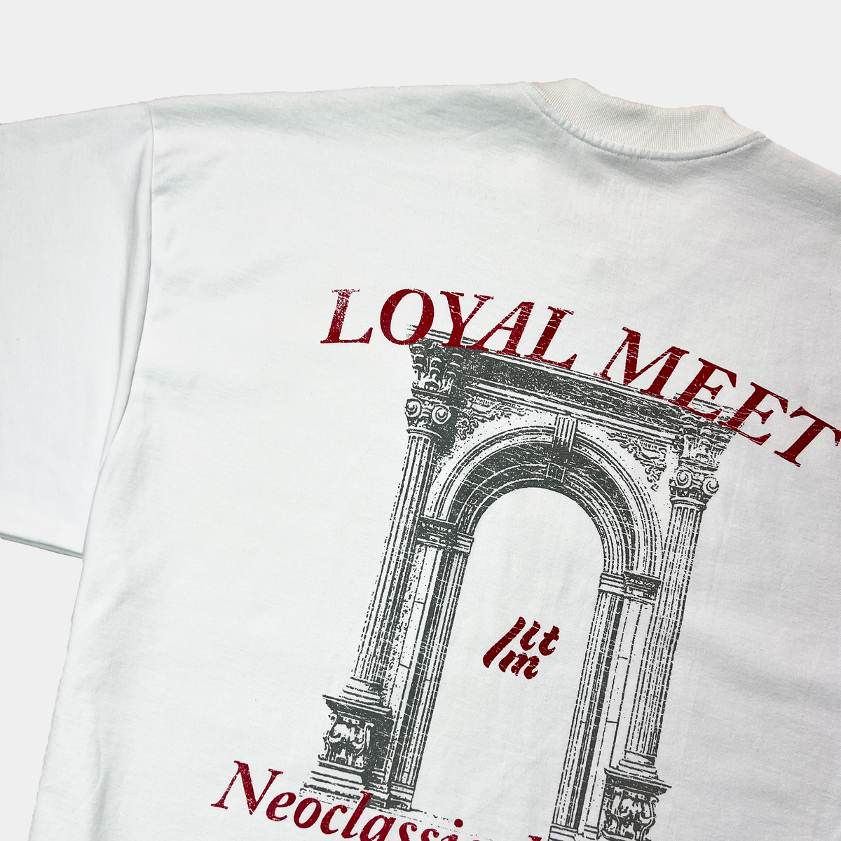 CAMISETA OVERSIZE NEOCLASSICAL BLANCA