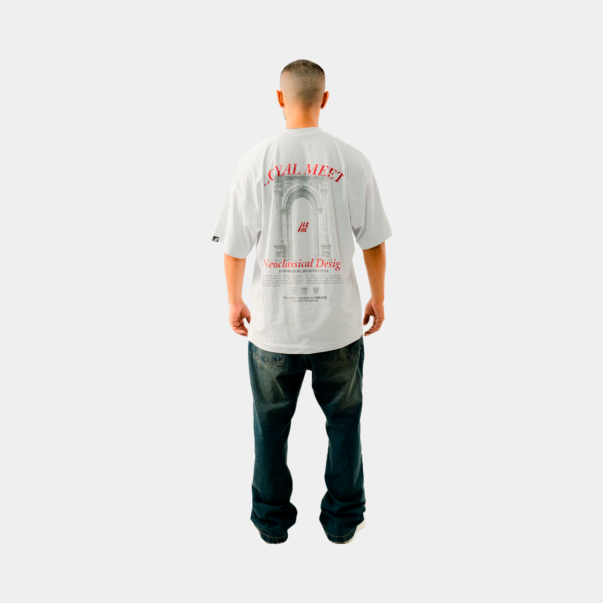 CAMISETA OVERSIZE NEOCLASSICAL BLANCA