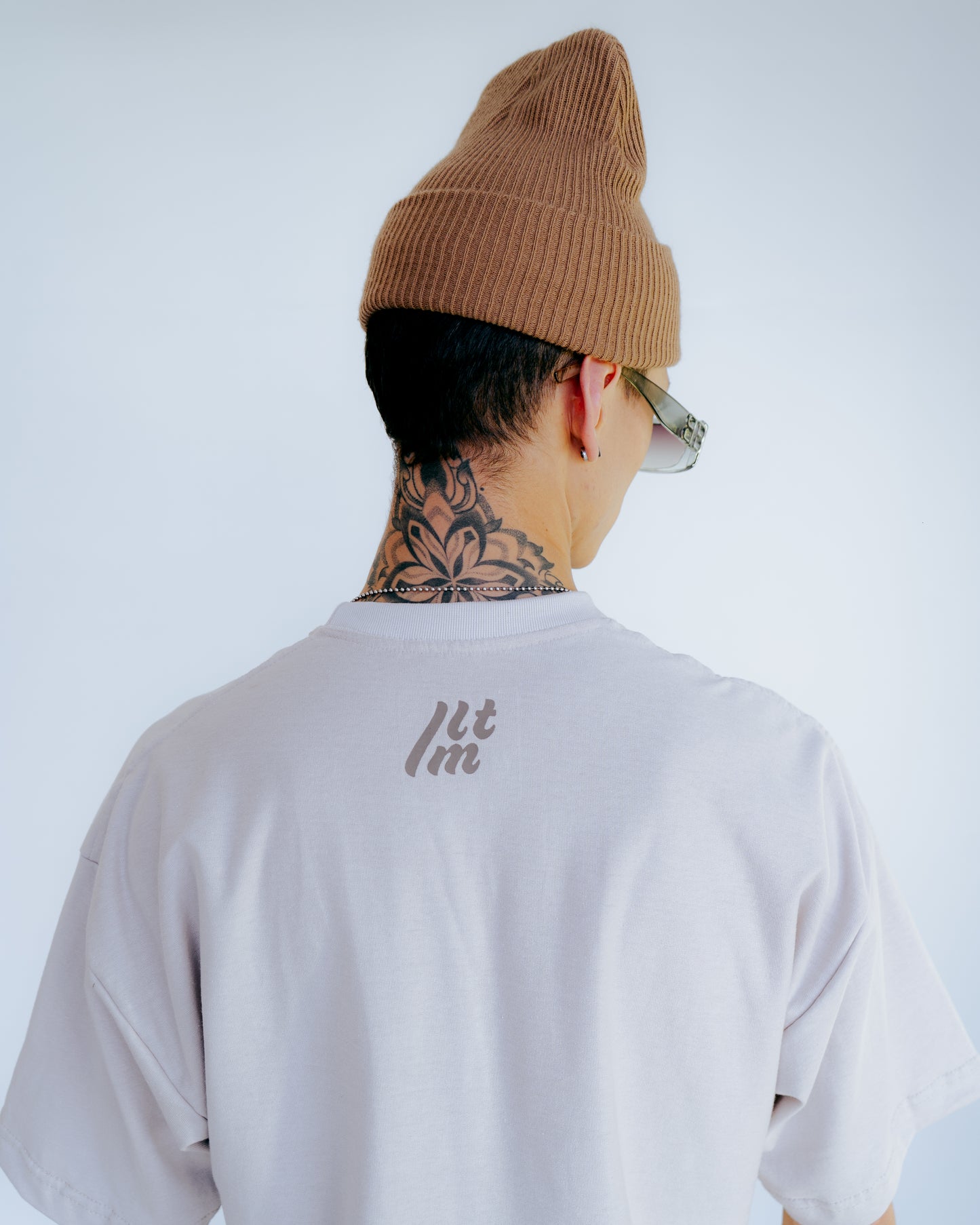 CAMISETA BASIC BEIGE